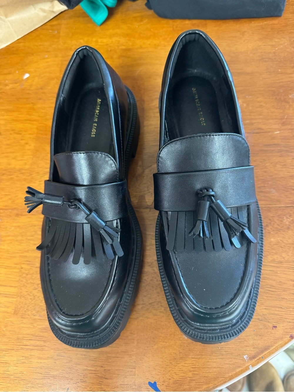 American Eagle Outfitters Black Tassel Fringe chunky heel Loafers size 9